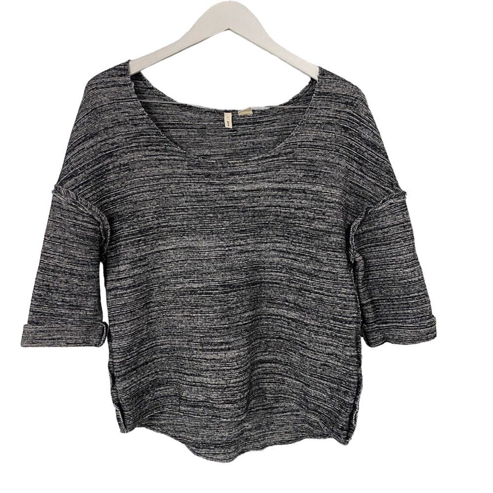 Moth Anthropologie Sweater Size S Heather Gray Black Half Sleeve Lightweight